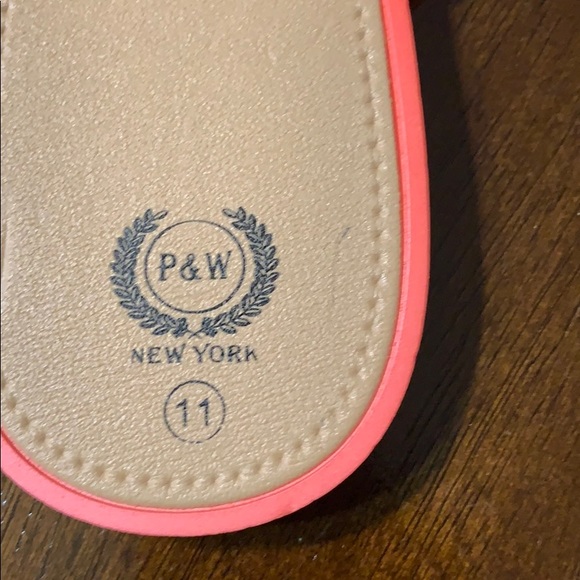 Pink FlipFlops - Picture 6 of 8